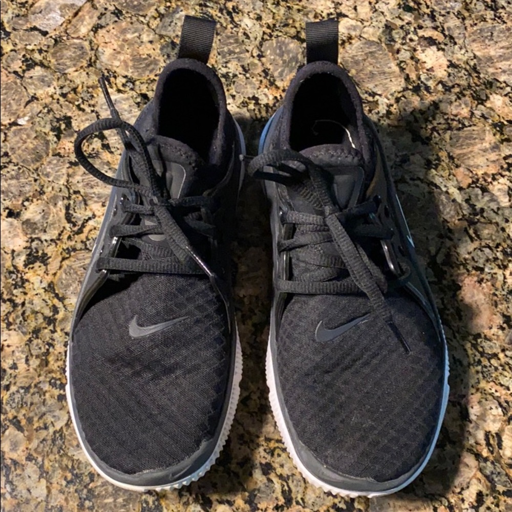 Nike Women’s athletic shoes size 7